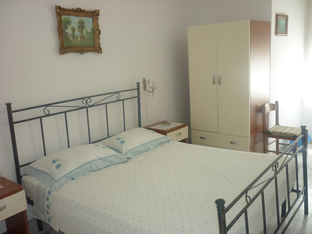 טביאנו Albergo Vittoria חדר תמונה