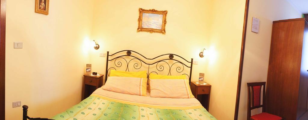 טביאנו Albergo Vittoria מראה חיצוני תמונה